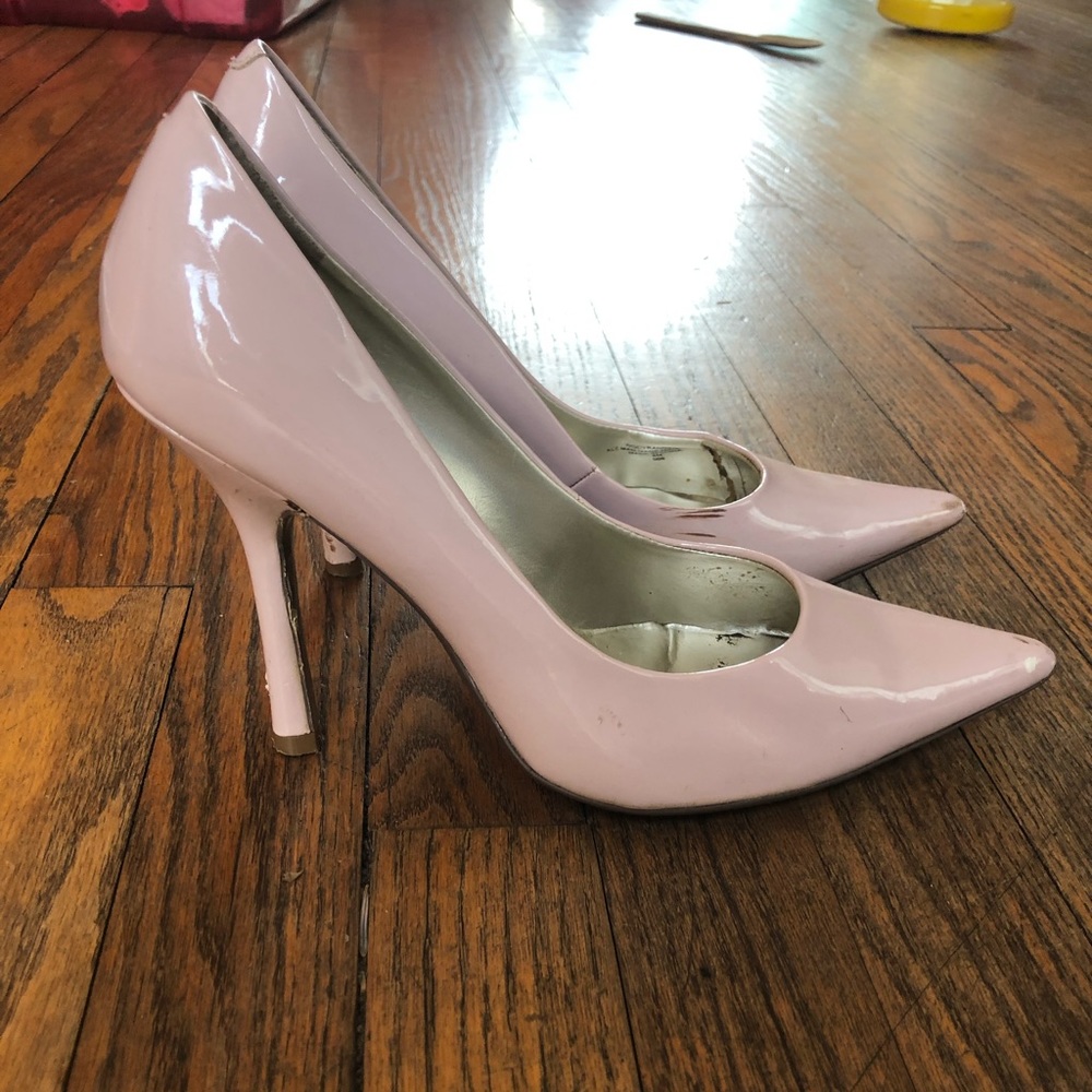 Guess Blush Pumps